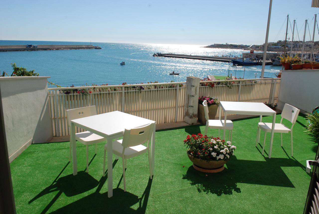 بيشيلي B&B La Baia Sea Rooms المظهر الخارجي الصورة
