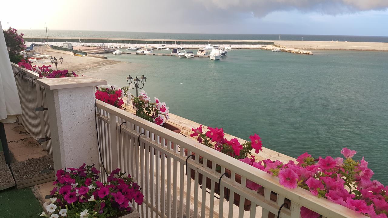 بيشيلي B&B La Baia Sea Rooms المظهر الخارجي الصورة