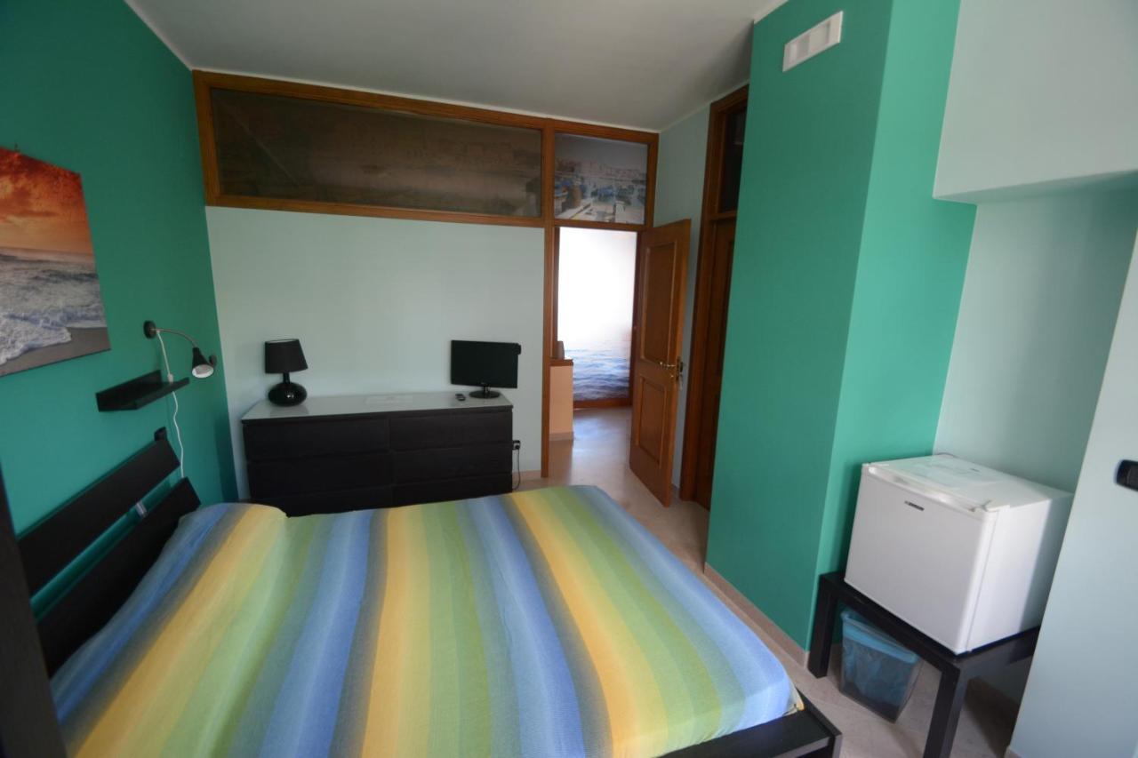 بيشيلي B&B La Baia Sea Rooms المظهر الخارجي الصورة
