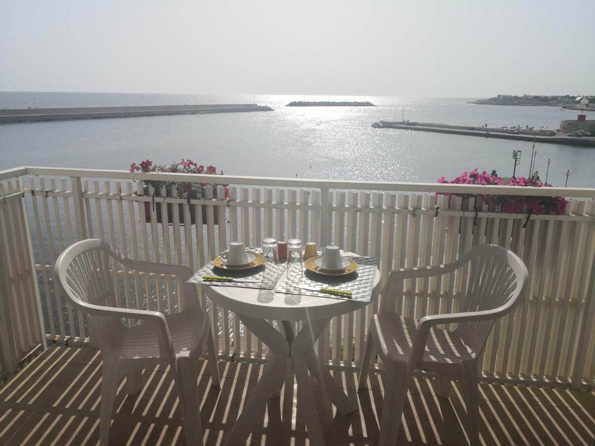 بيشيلي B&B La Baia Sea Rooms المظهر الخارجي الصورة